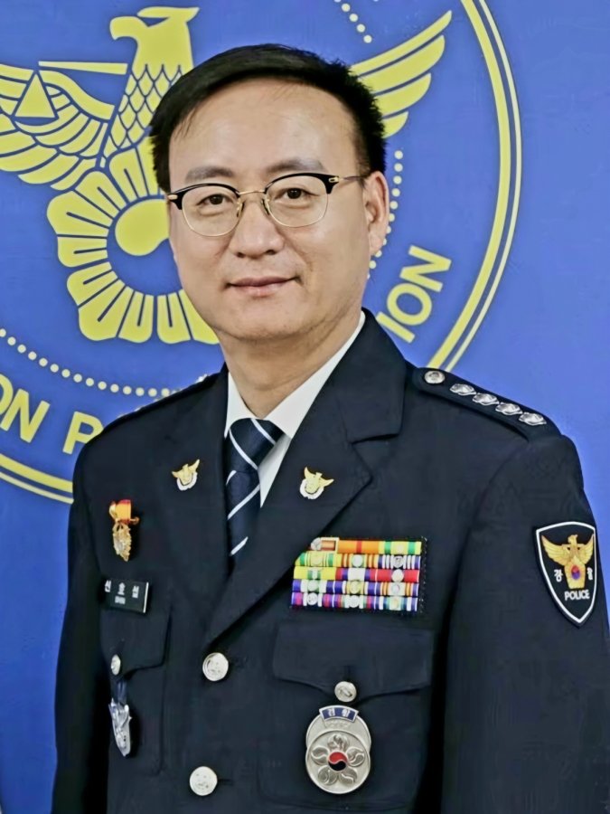 충북경찰청장에 신효섭 동문(행정학과 88) 임명